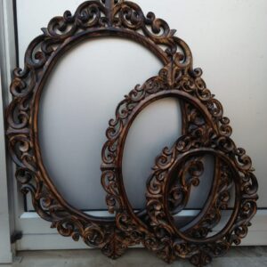 Antique Wooden Wall Mirror / Photo Frame (18 x 14 inches)